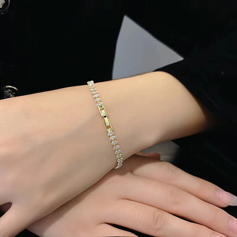 Urban Gleam Chain Bracelet